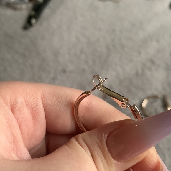 Small Gold Hoop Earrings - Picture 3 of 4